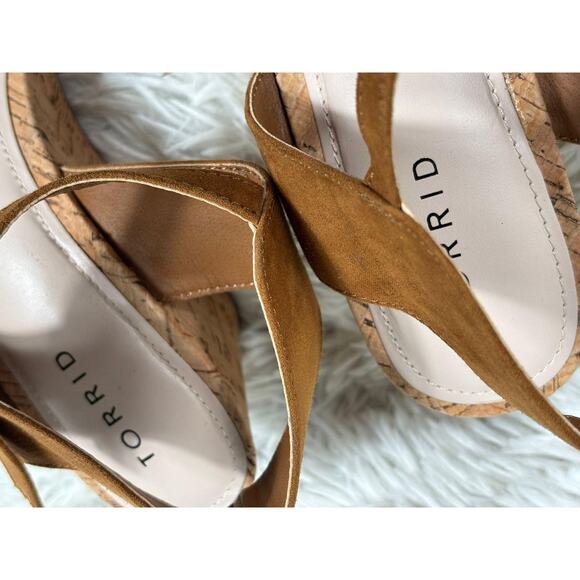 Torrid Shoes Womens Size 11W Brown Cognac Cork Mini Wedge Sandals Ankle Strap - Picture 4 of 9